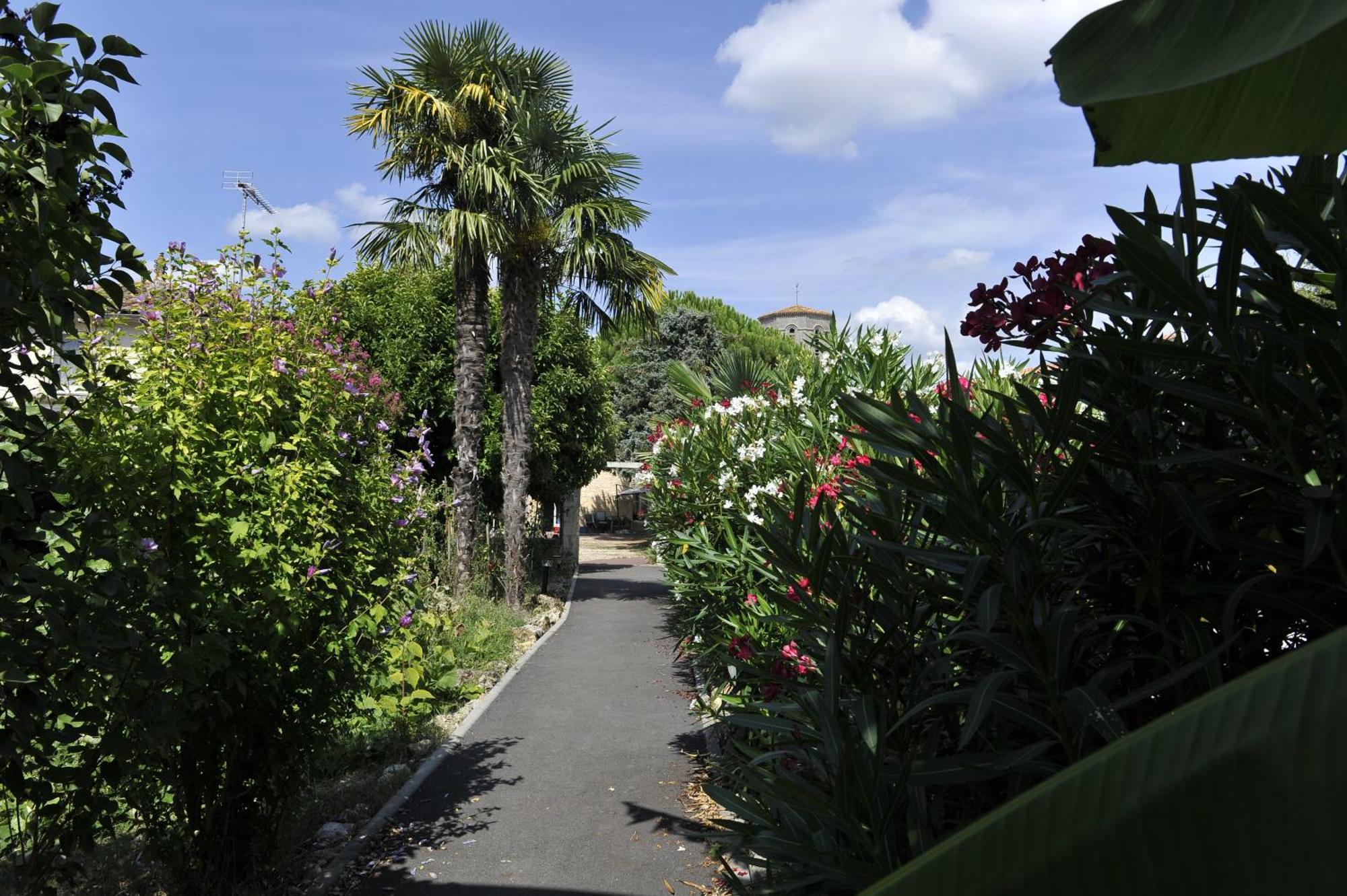 Jardin D'Arcy - Chambres D'Hotes Avec Piscine Et Spa Bois Luaran gambar